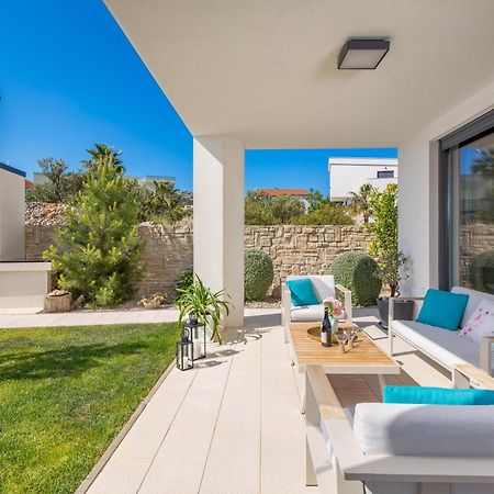 Luxury Apartment Hyperion With Private Pool And Garden Murter Eksteriør bilde