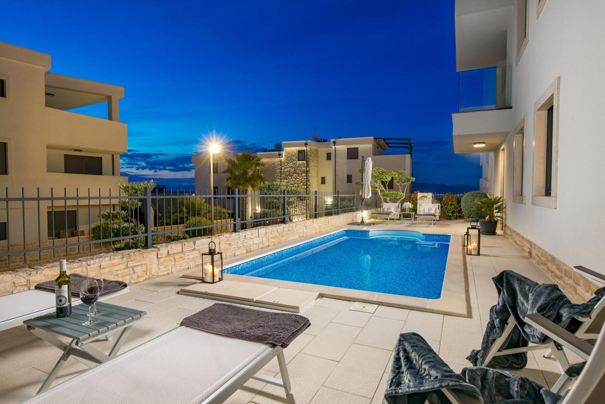 Luxury Apartment Hyperion With Private Pool And Garden Murter Eksteriør bilde