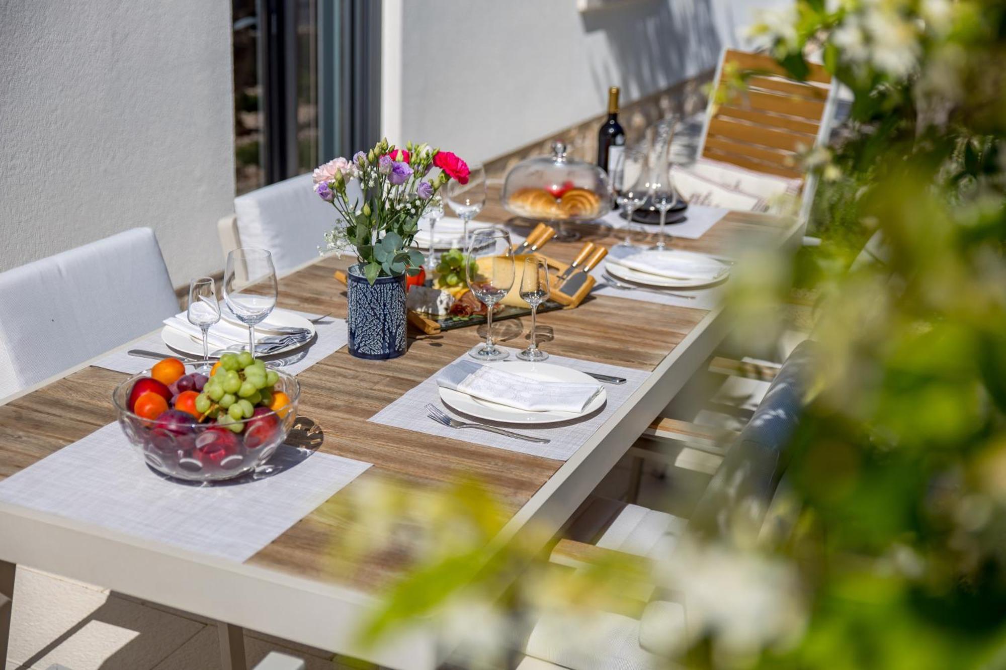 Luxury Apartment Hyperion With Private Pool And Garden Murter Eksteriør bilde