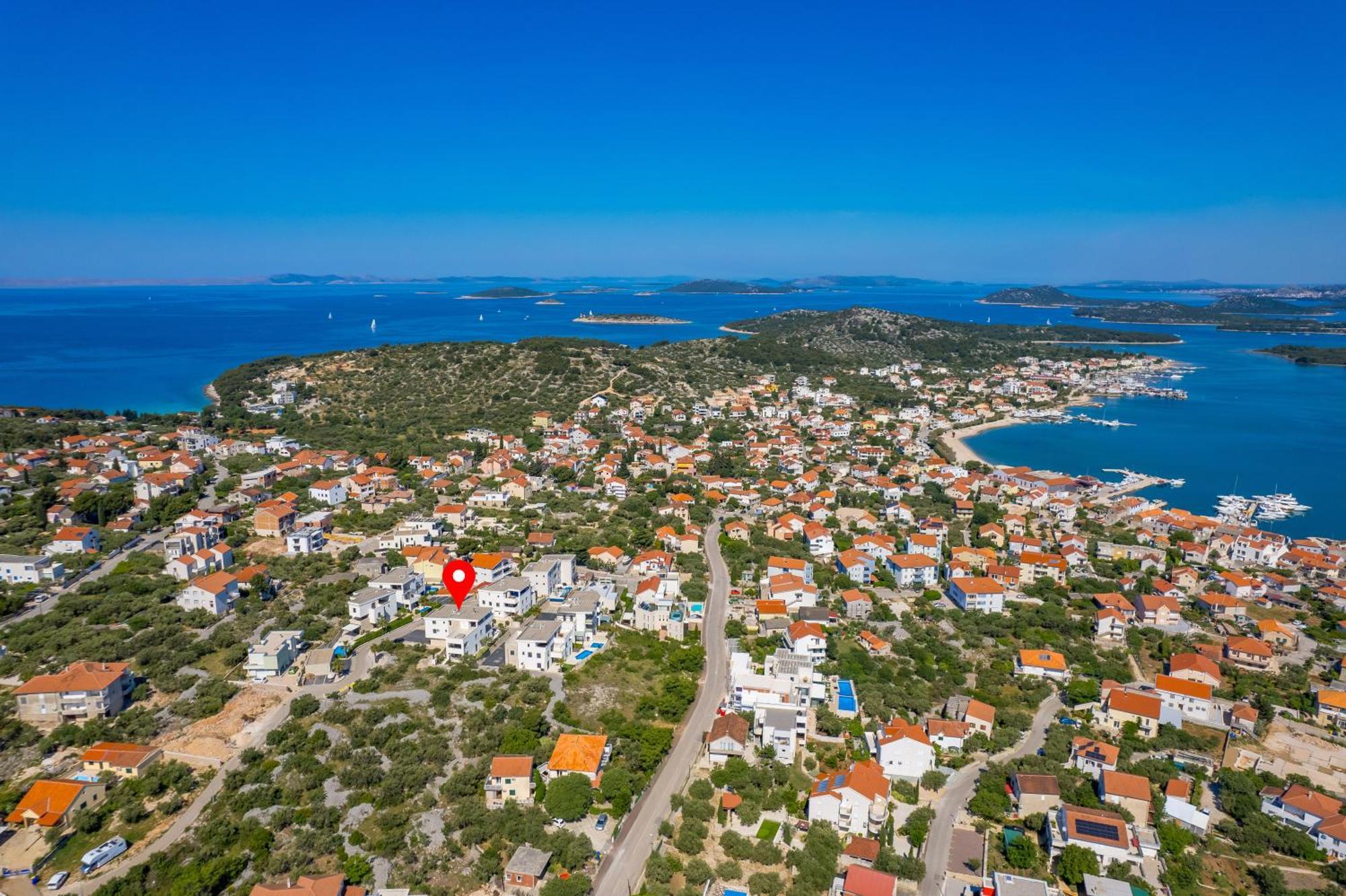 Luxury Apartment Hyperion With Private Pool And Garden Murter Eksteriør bilde