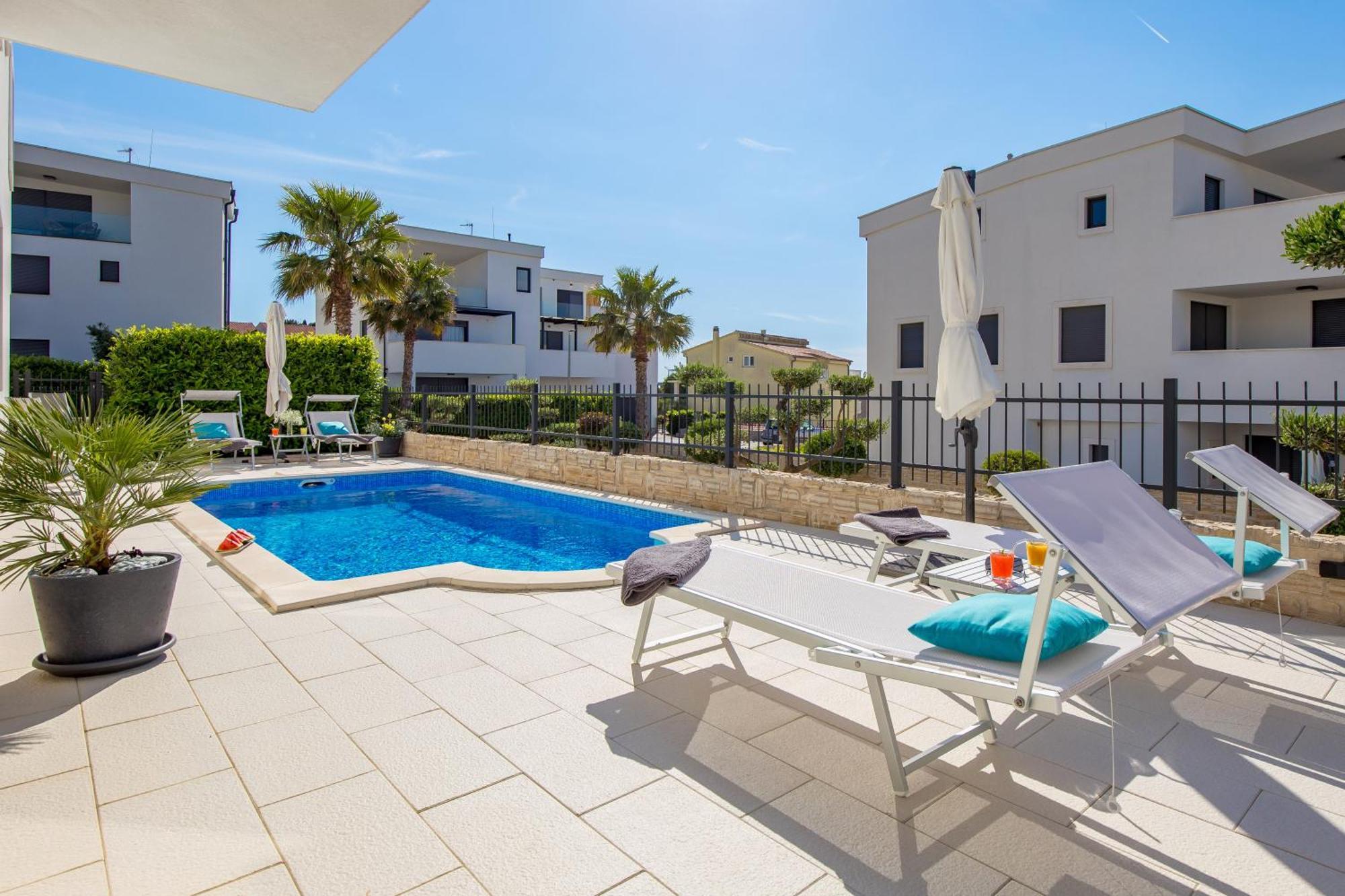 Luxury Apartment Hyperion With Private Pool And Garden Murter Eksteriør bilde