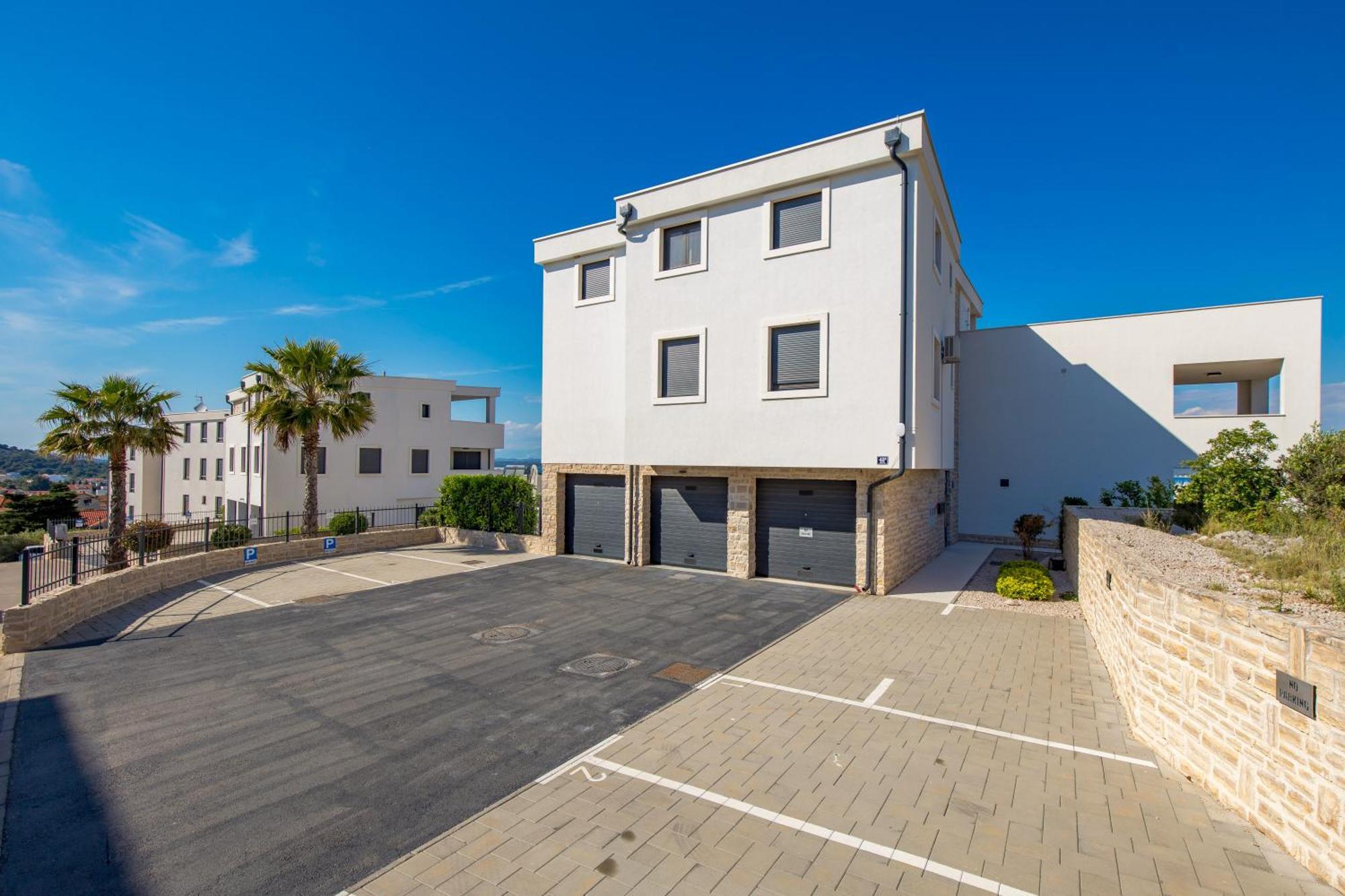 Luxury Apartment Hyperion With Private Pool And Garden Murter Eksteriør bilde